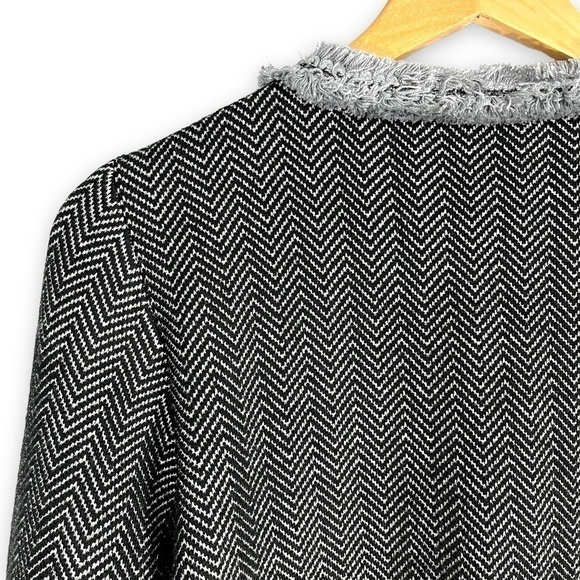 Emme Marella Herringbone Tweed Cropped Jacket w/ Fringe Trim, Black/Grey, Size M - Picture 9 of 11